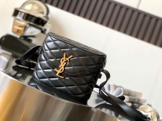 YSL 710080 June Box Bag In Quilted Patent Leather Black