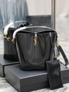 YSL 742828 Le 37 In Vegetable-Tanned Patent Leather Black