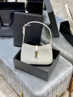 YSL LE5À7 657228 Hobo Bag In Smooth Leather White