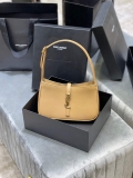 YSL LE5À7 657228 Hobo Bag In Smooth Leather Apricot