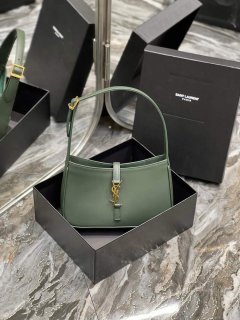 YSL LE5À7 657228 Hobo Bag In Smooth Leather Dark Green